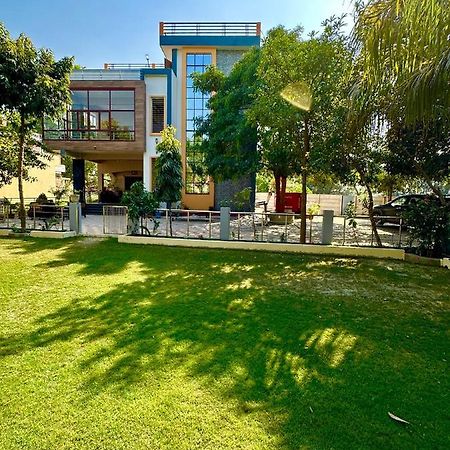 Kaashi Flora Βίλα Βαρανάσι Εξωτερικό φωτογραφία