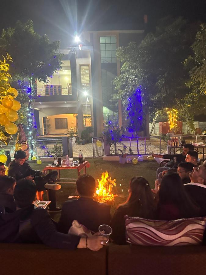 Kaashi Flora Βίλα Βαρανάσι Εξωτερικό φωτογραφία